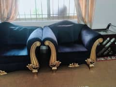 Beautiful Six seater sofa Brand new