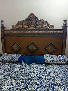 Bed with Dressing Table & 2 side table,