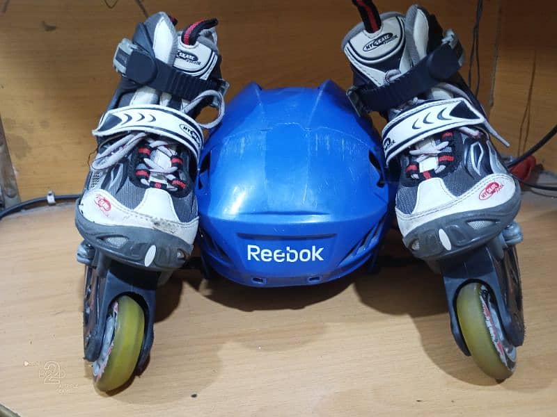 Skating Shoes for Professional Skaters to wheel shoes Skating Reebok 4