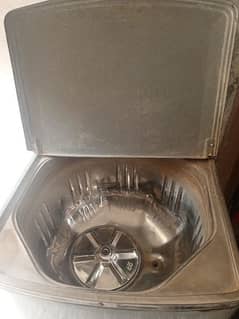 Steel Washing Machine for Sale in Excellent Condition