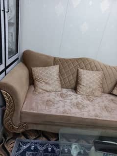 5seater sofa in brand new condition very less used