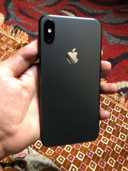 iPhone Xs Max jv 5