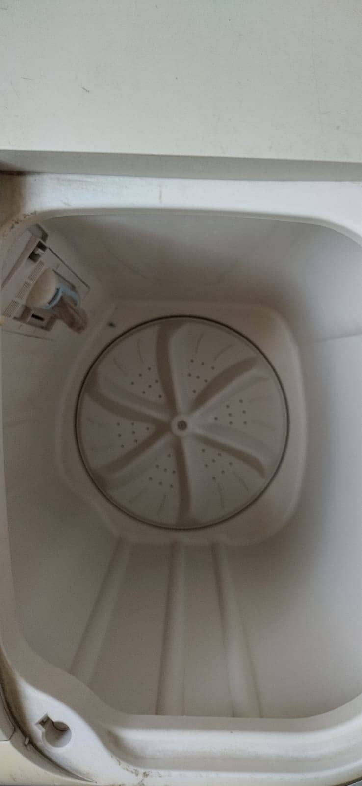 Haier Washing Machine with Dryer 2