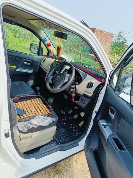 Suzuki Wagon R 2022 9