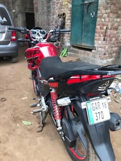 Honda CB 150 —— 03285236858