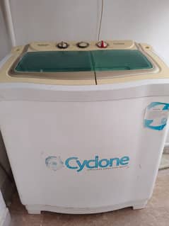 kenwood cyclone semi automatic 10KG-Mint Condition( Energy Saving)