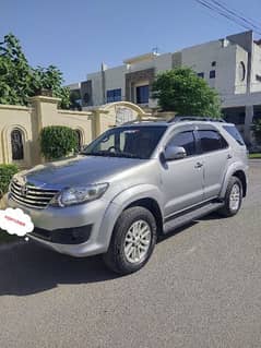 Toyota Fortuner V 2013