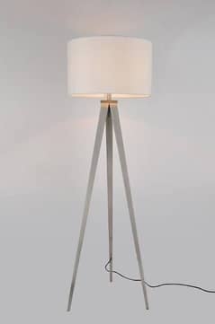 Wooden Three Leg Lamp