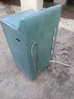 Washing machine used old model working myn hy