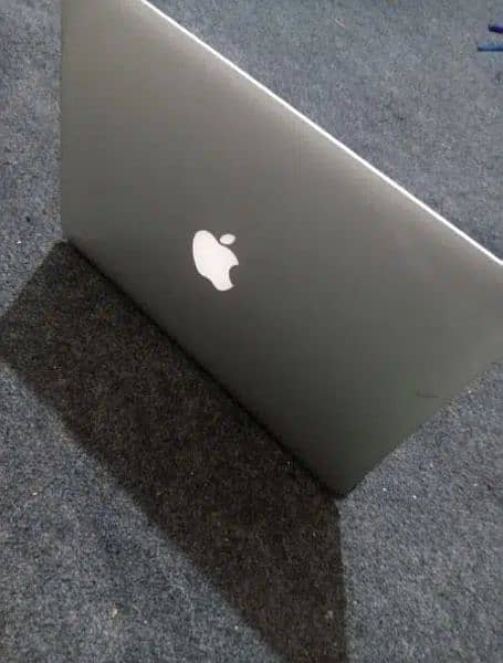 Apple MacBook pro mid 2014 | Ratina Display 2