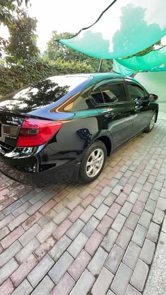 Honda Civic Oriel 2013 4