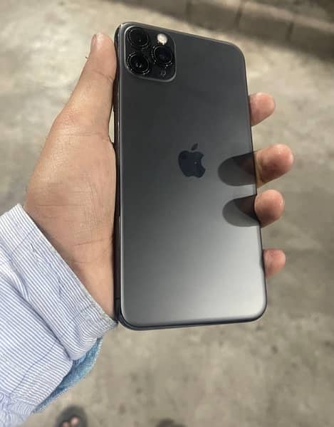 i phone 11pro max 256gb non pta 1