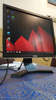 Monitor (LCD)15 inches dell company good condition