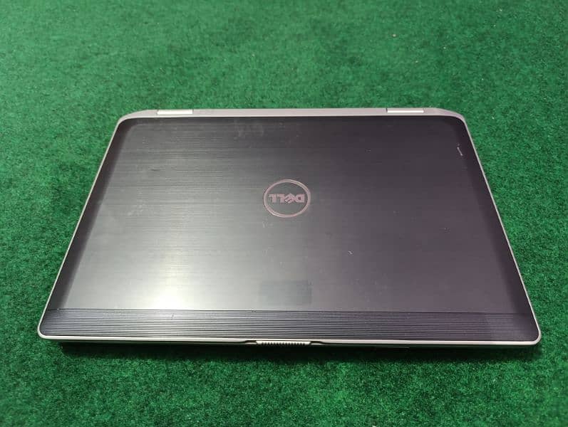 Dell 14" Core i5 3rd Gen 8GB 128GB SSD 10/10 HD+ 3 Hours 1