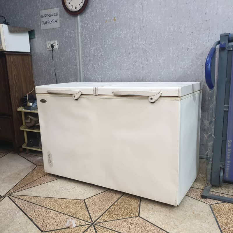 Waves Deep Freezer For Sale 0