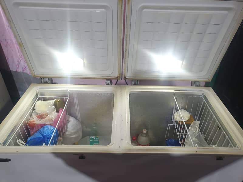 Waves Deep Freezer For Sale 3