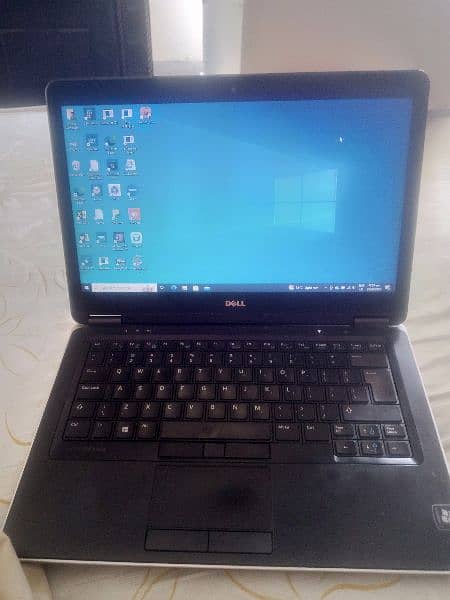 Dell latitude E7440 model 3