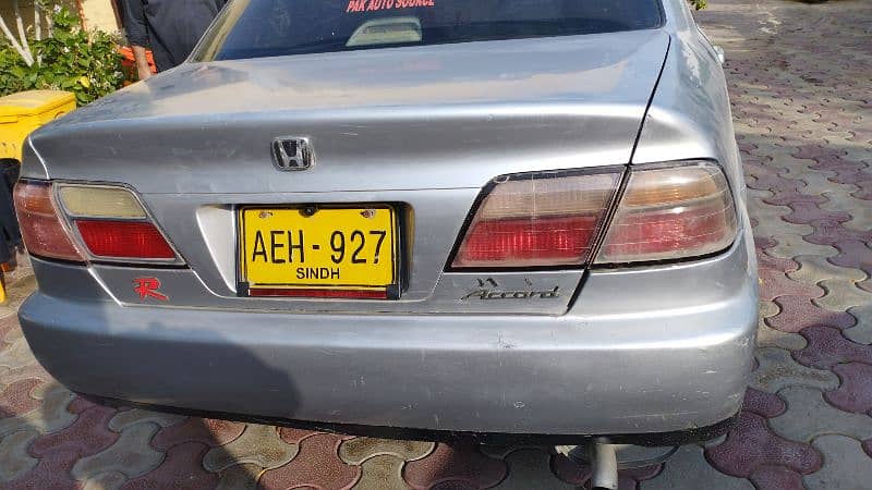 Honda Accord 2000 3