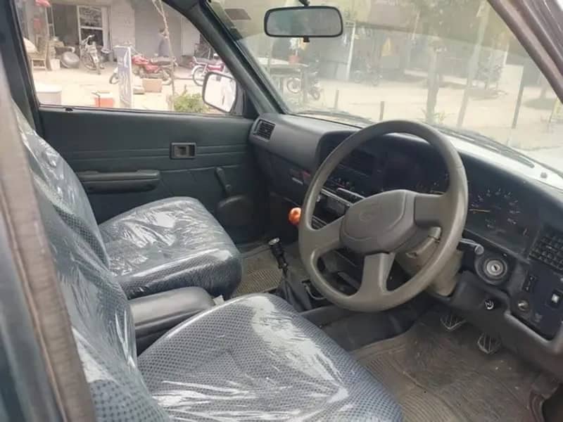 Toyota Hilux 1993 0