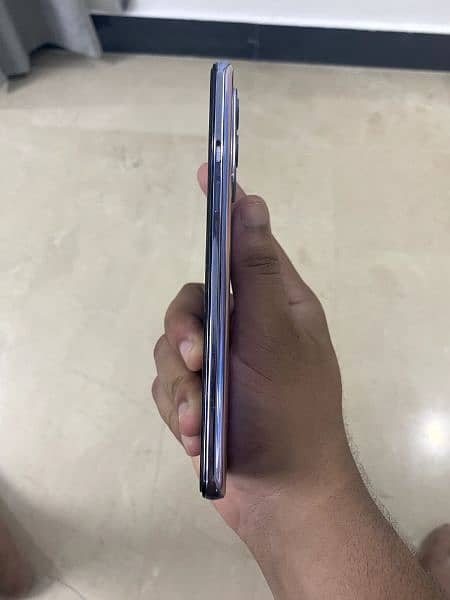 OnePlus 9 4