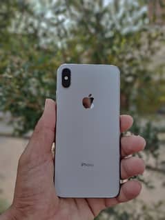 xs max