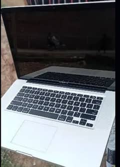 MacBook Pro 2012 All accessories included Urgent sale
