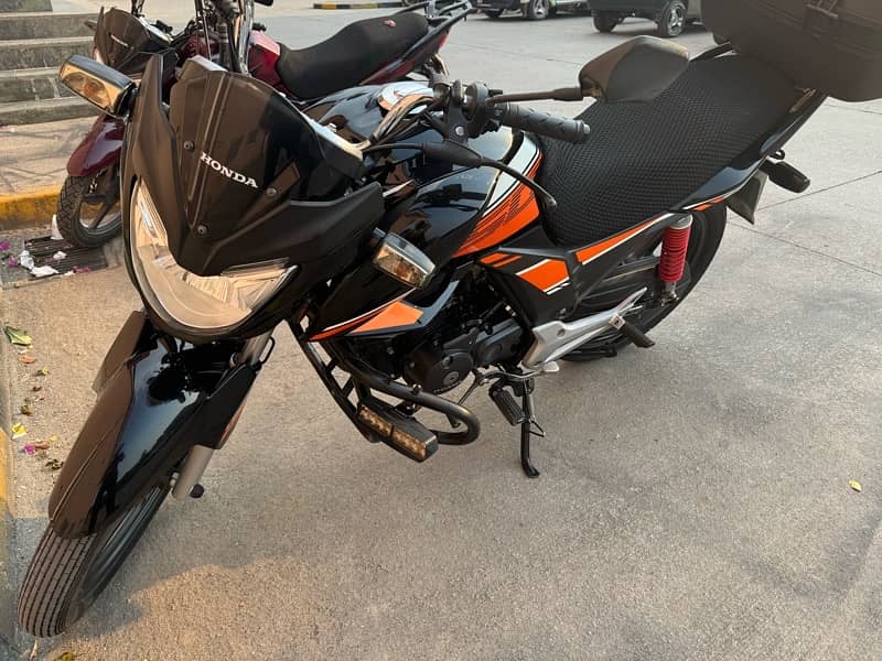 HONDA CB 150 F new like 1