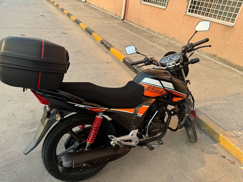 HONDA CB 150 F new like 2