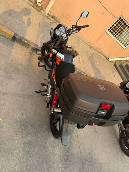 HONDA CB 150 F new like 4