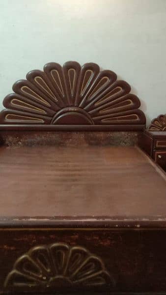 Bed wooden 4