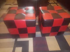 2 Dice Chairs