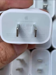 100% Original iPhone Adapter 0