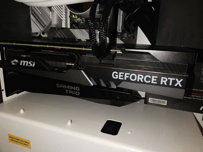 MSI Geforce RTX 4070 TI gaming x trio 3