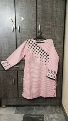 pink embroidered kurti