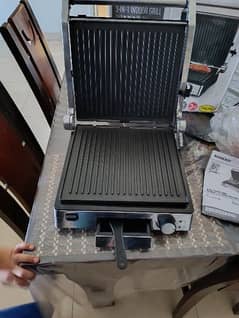 Very less used Imported Hot plate / toaster for sale
