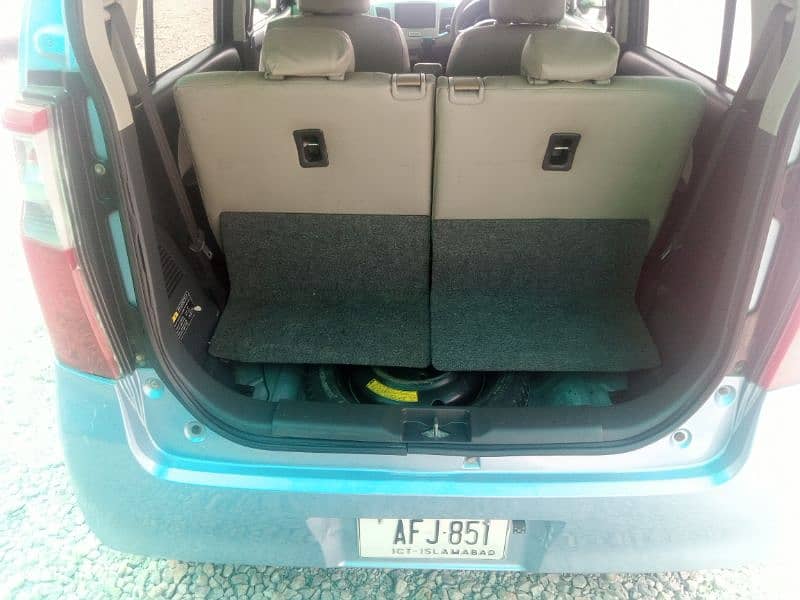 Suzuki Wagon R 2014 12