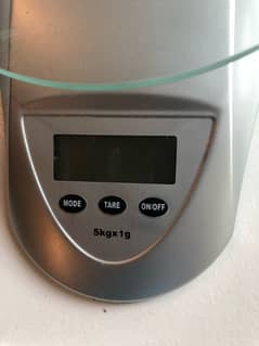 kitchen scale(5000g by1g)