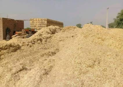 BHOOSA FOR SELL@RS. 900/40KGS