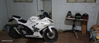 Kawasaki ninja 300 replica