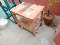 Wooden table/Side table/centre table/Medium size wooden table