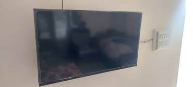 Bezzelless 32" Led TV (Non Smart)