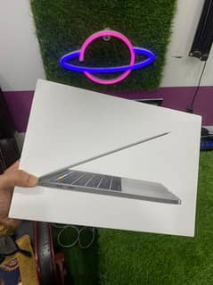 APPLE MACBOOK PRO 2017 Touch Bar us import |Whatsapp 03215984936