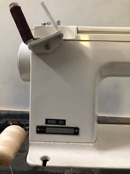 Genome Orginal Japenese Sewing machine Automatic 5