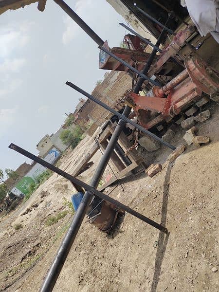 ہر قسم کے زرعی آلات اور سولر سٹینڈ نئے بنائے جاتے ہیں اور ریپئرنگ بھی 2