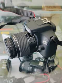 Canon 4000D with 18-55mm lens wifi