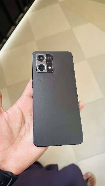 OPPO F21 pro 1