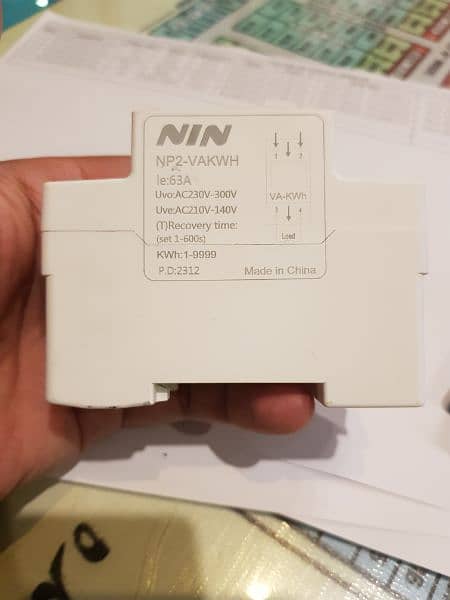 NIN Voltage Protector 3 in 1 1