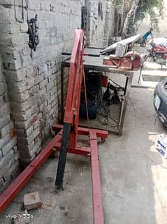 Engine jack for sale urgent