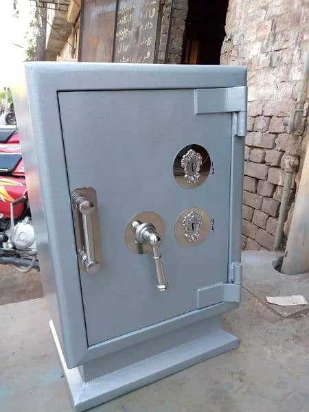 Digital Safe Cash Locker/Steel Locker/Caninets/Door Vaults/Tijori 14