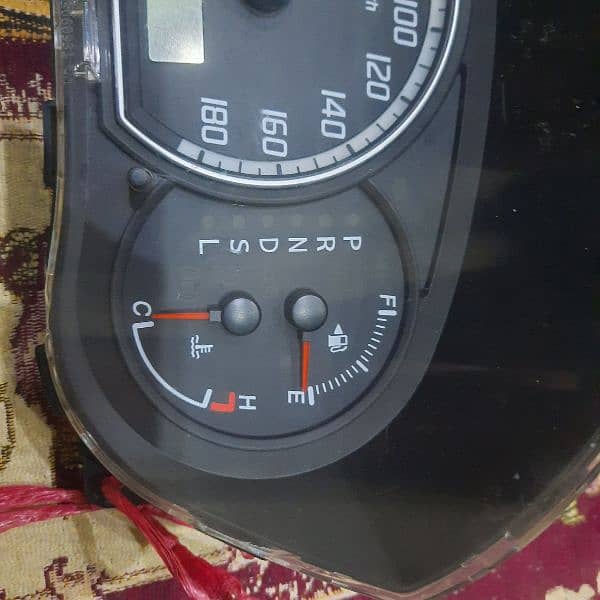 Suzuki Swift 2009 - 2021 Auto Speedometer / cluster 4